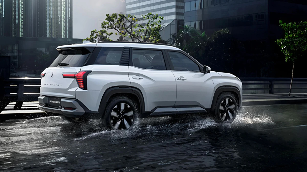 Mitsubishi Destinator 2026